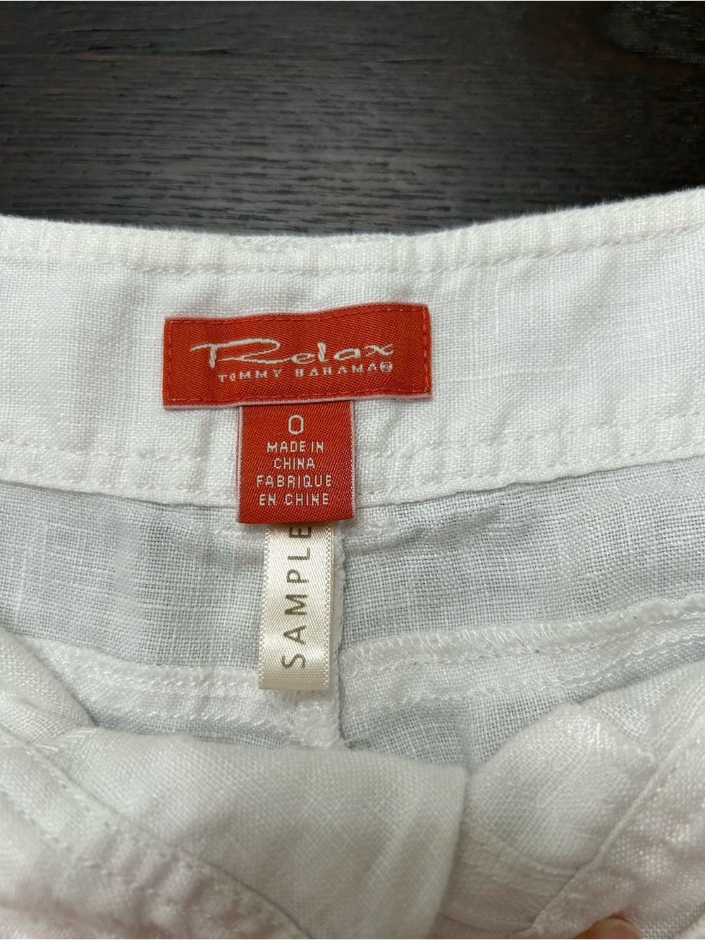 TOMMY BAHAMA LINEN CARGO SHORTS SIZE 0 - Picture 3 of 5